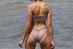 Olivia Culpo Miami beach 8-13-18 (HQ)